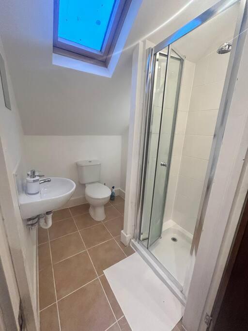 Peaceful 2-Bedroom Haven Peterborough Ngoại thất bức ảnh
